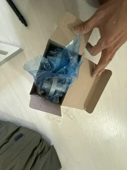 방문짝 교체 비용 — 새 레버 손잡이 상자